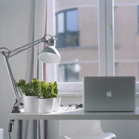 Светильник под лампу Feron DE1430 60W, 230V, патрон E27 на струбцине, черный в каталоге электрики 220.ru, артикул 24233