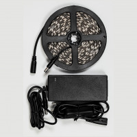 Светодиодная LED лента Feron LS606, 60SMD(5050)/m 14.4W/m 12V 5m RGB c адаптером с вилкой, контроллером с пультом в комплекте в каталоге электрики 220.ru, артикул 27706